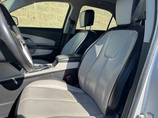 Used 2017 Chevrolet Equinox Premier w/ Enhanced Convenience Package image 15