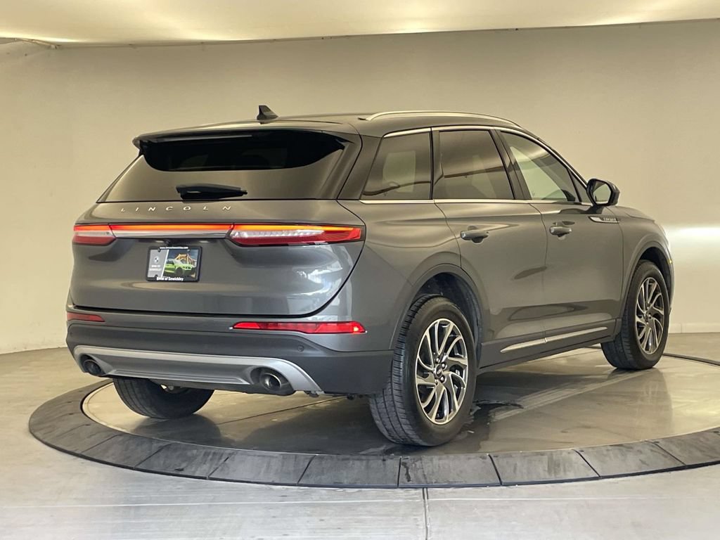 Used 2021 Lincoln Corsair AWD image 5
