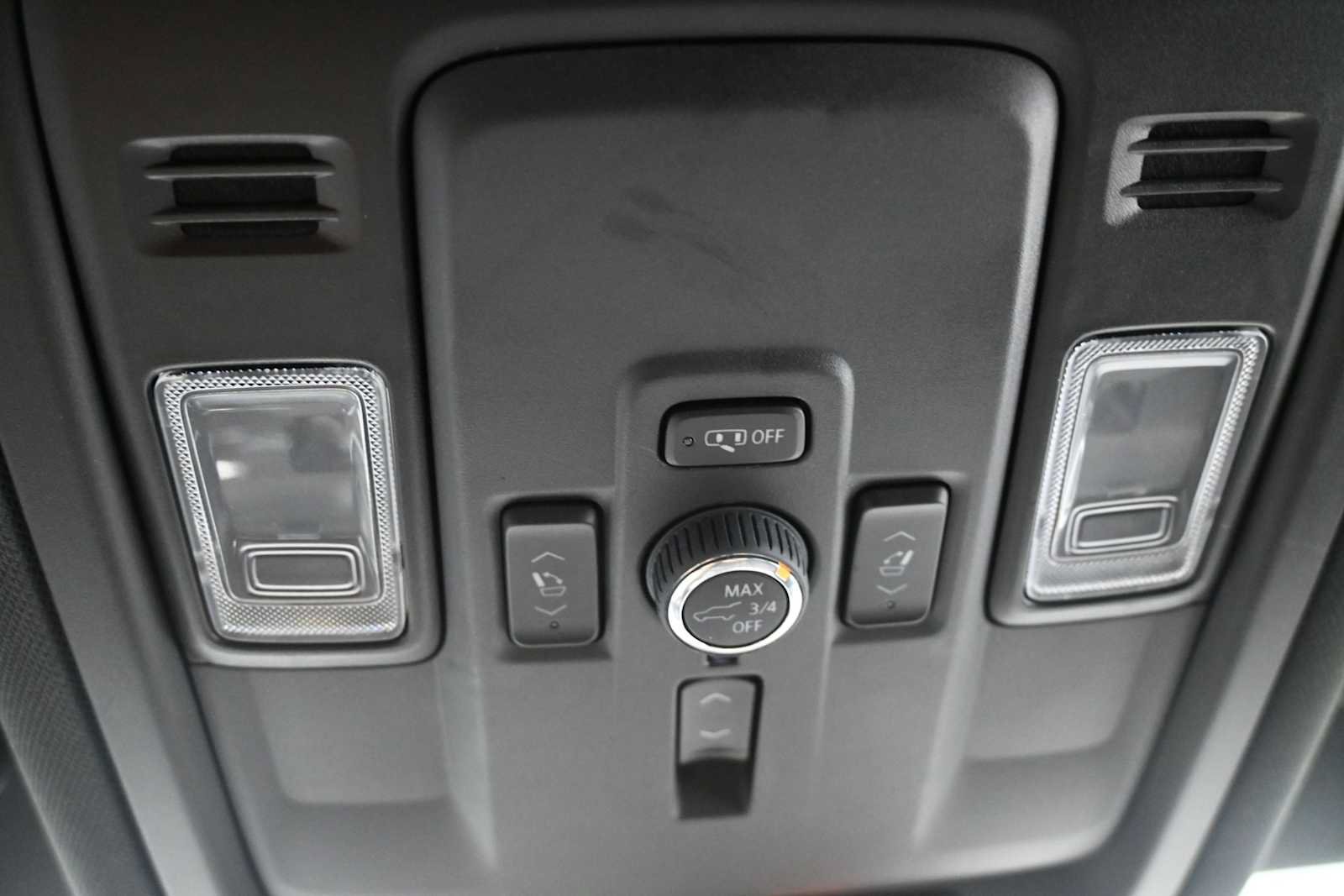 Used 2025 GMC Yukon XL Elevation AWD/4WD image 26