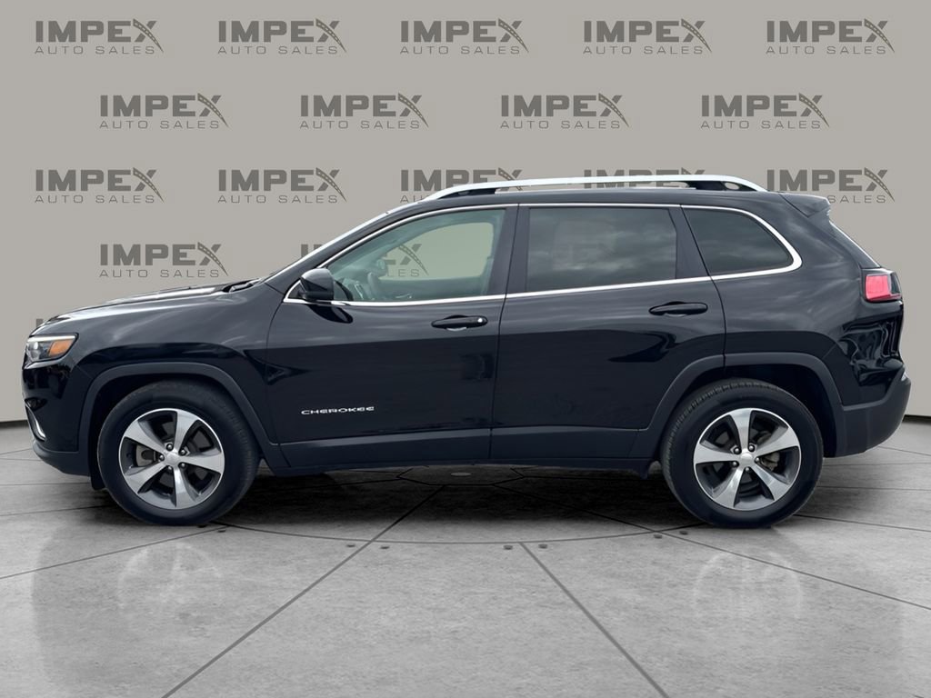 Used 2019 Jeep Cherokee Limited FWD image 2