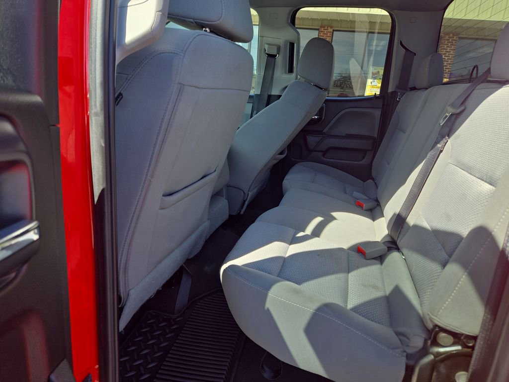 Used 2019 Chevrolet Silverado 1500 Custom w/ Custom Convenience Package AWD/4WD image 28