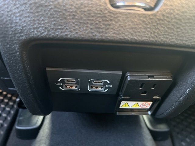 Used 2022 Jeep Cherokee Trailhawk image 21