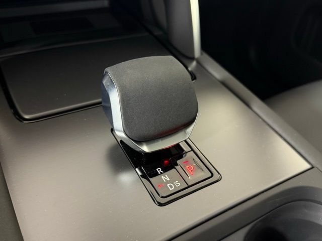 Certified 2025 Land Rover Discovery Sport S AWD/4WD image 19