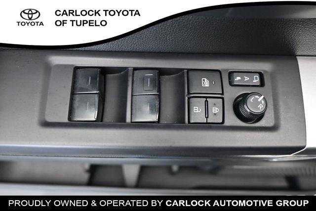 Used 2024 Toyota Tundra Platinum AWD/4WD image 28