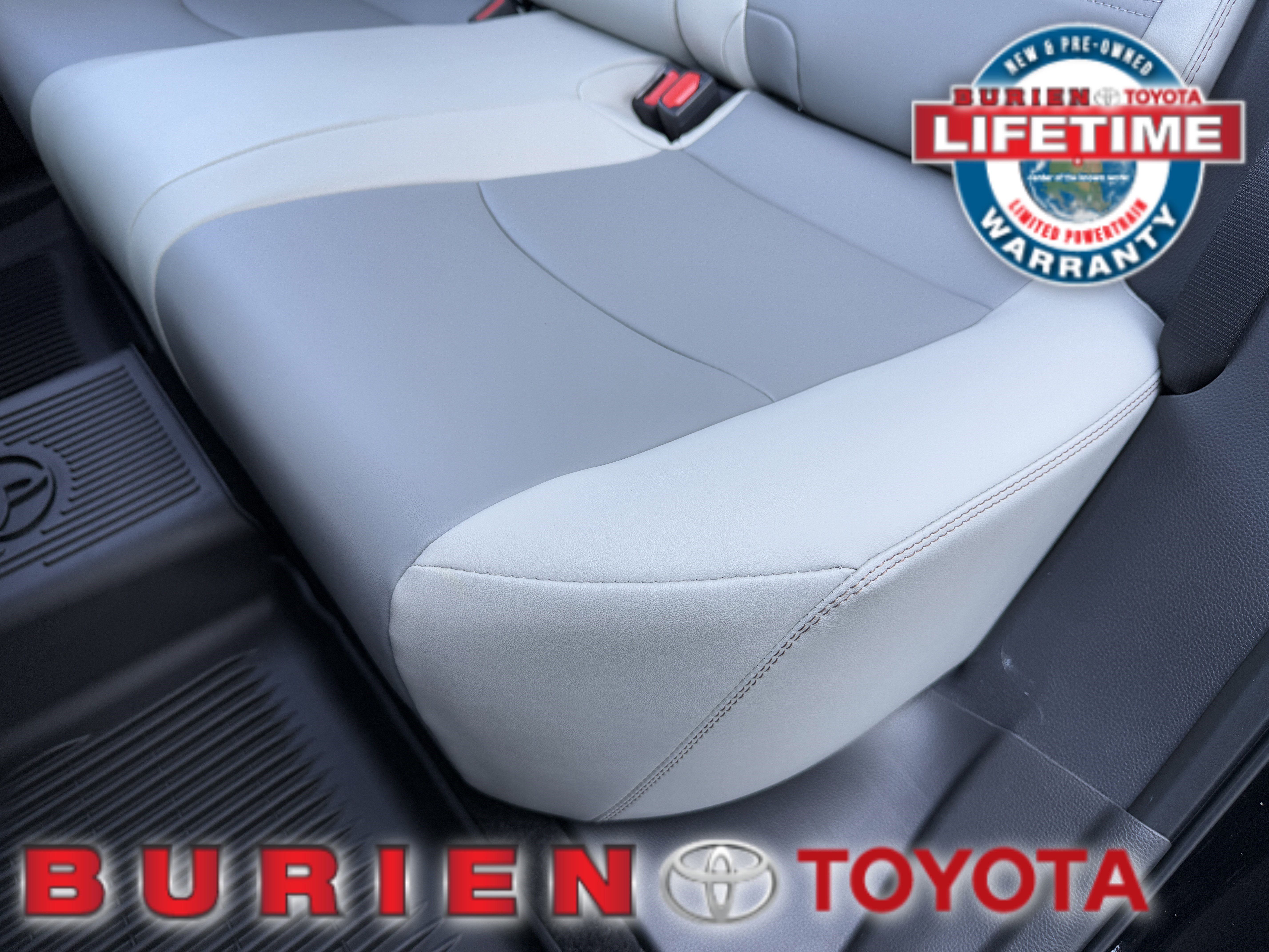 New 2025 Toyota RAV4 XLE Premium w/ Weather Package image 31