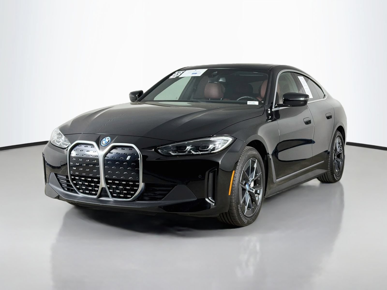 Certified 2023 BMW i4 eDrive35 w/ Premium Package RWD image 3