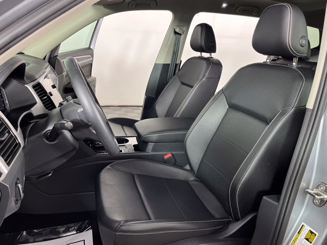 Used 2023 Volkswagen Atlas SE w/ Panoramic Sunroof Package FWD image 20