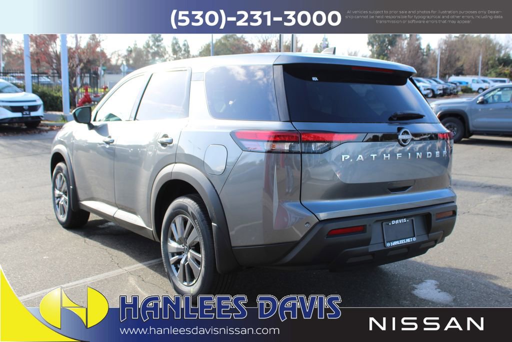 New 2025 Nissan Pathfinder S image 9