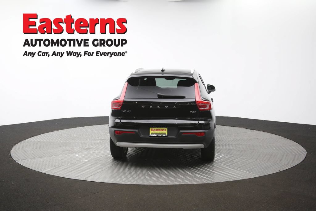 Used 2022 Volvo XC40 T5 Momentum AWD/4WD image 39