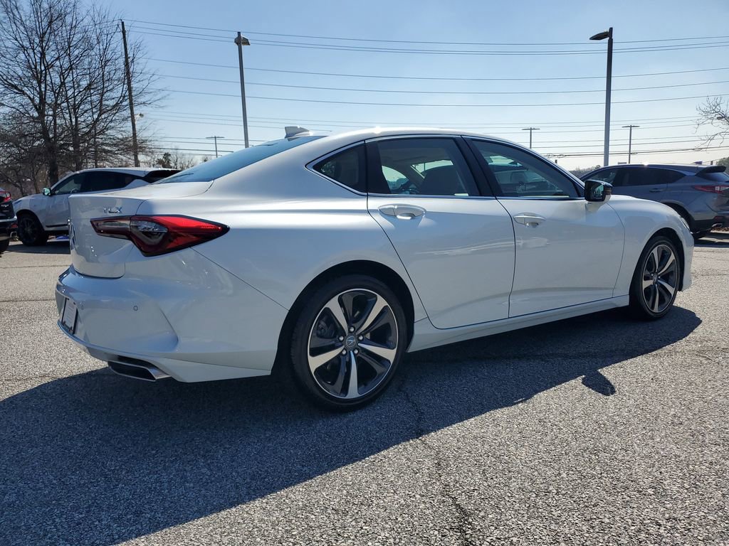 Certified 2025 Acura TLX w/ Technology Package image 5