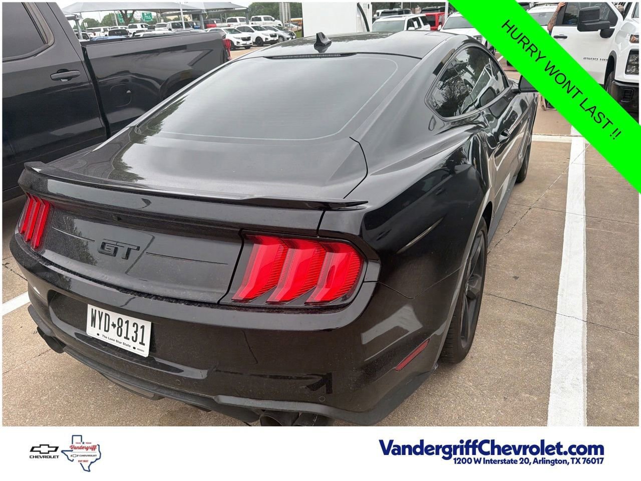 Used 2021 Ford Mustang GT Premium w/ Black Accent Package RWD image 9