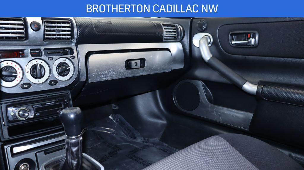 Used 2000 Toyota MR2 image 22