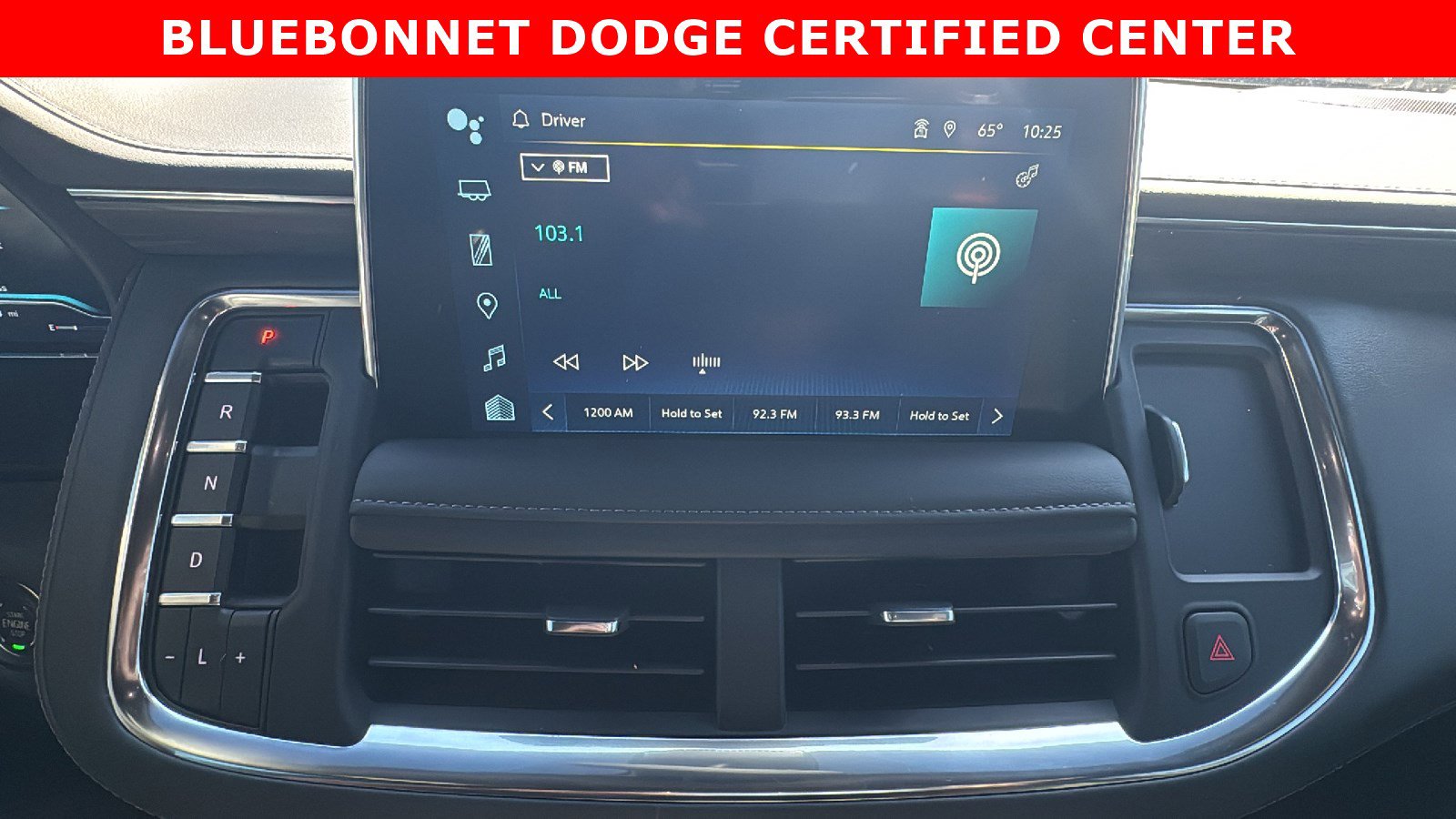 Used 2024 Chevrolet Tahoe Z71 w/ Luxury Package image 19