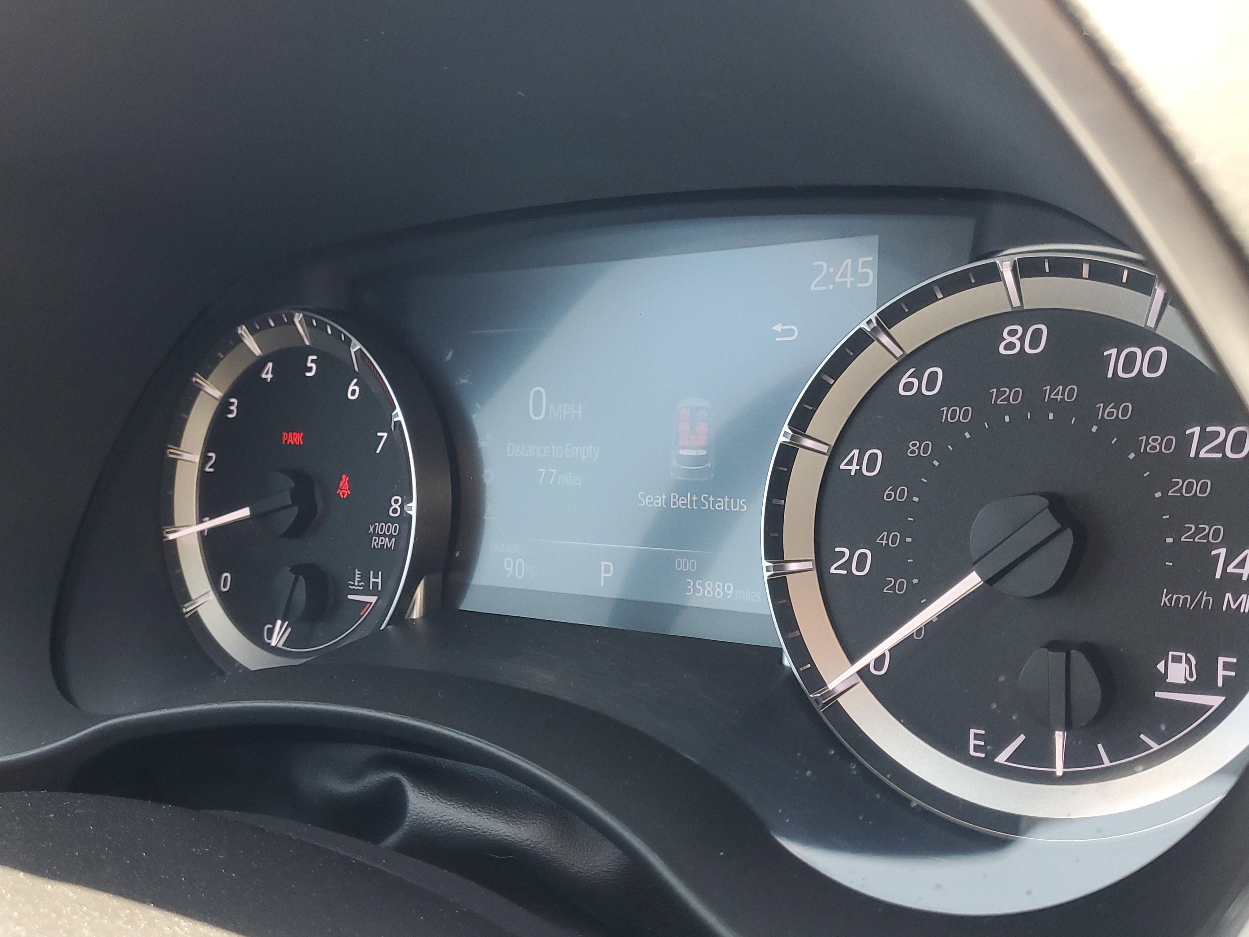 Used 2023 Toyota Highlander XLE FWD image 24