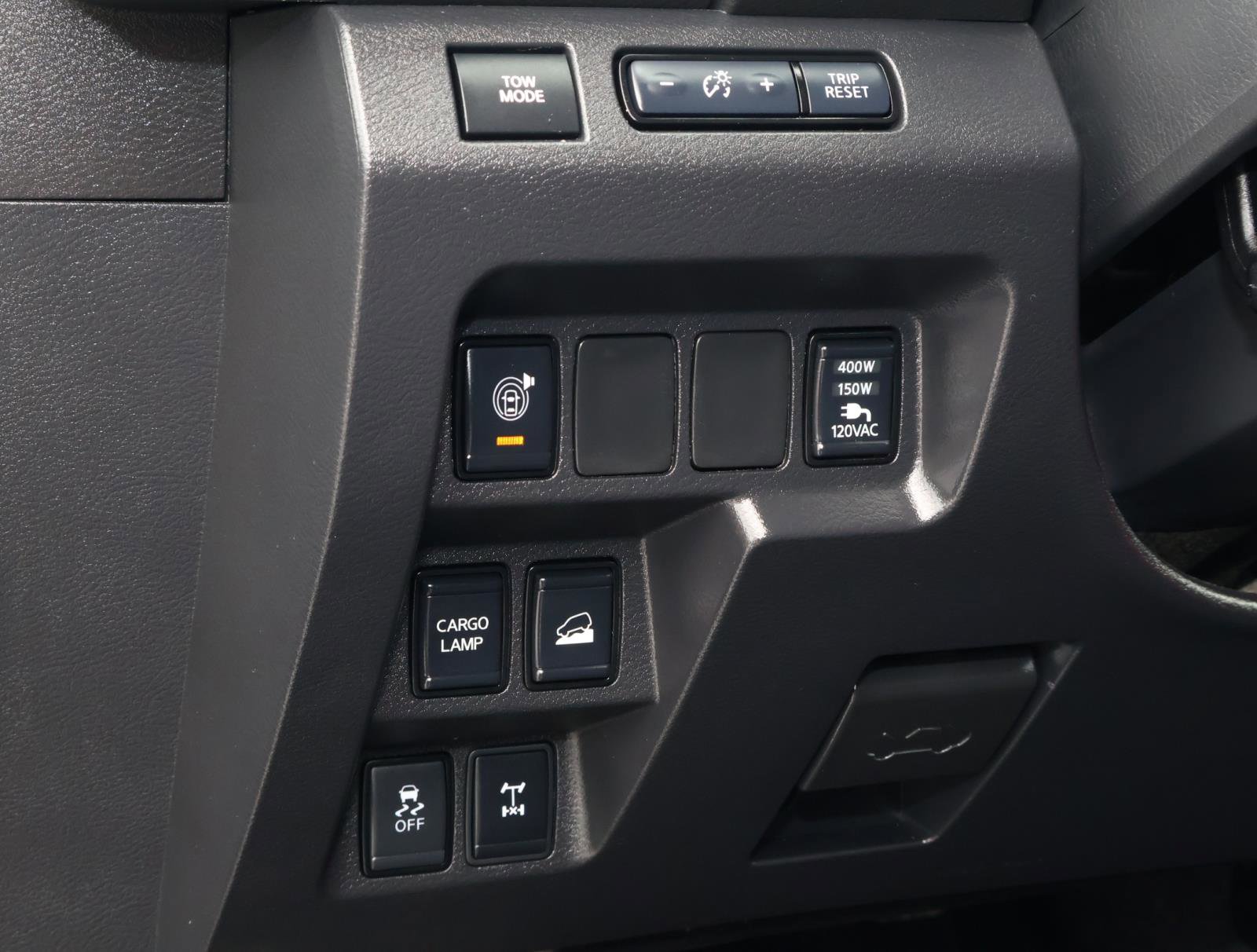 Used 2025 Nissan Frontier PRO-4X w/ Pro Convenience Package image 23