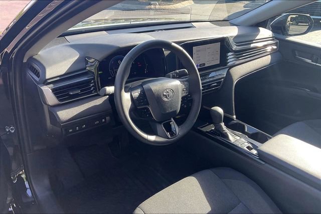 Used 2026 Toyota Camry LE w/ Convenience Package FWD image 14