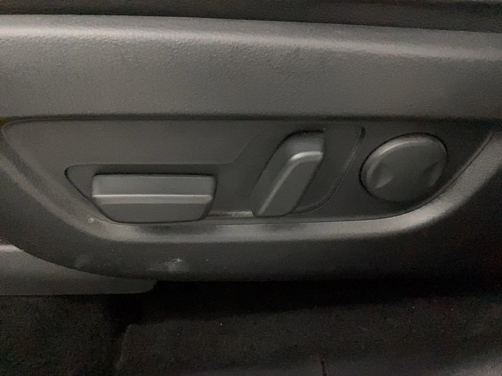 Used 2024 MAZDA CX-90 3.3 Turbo w/ Select Package image 17