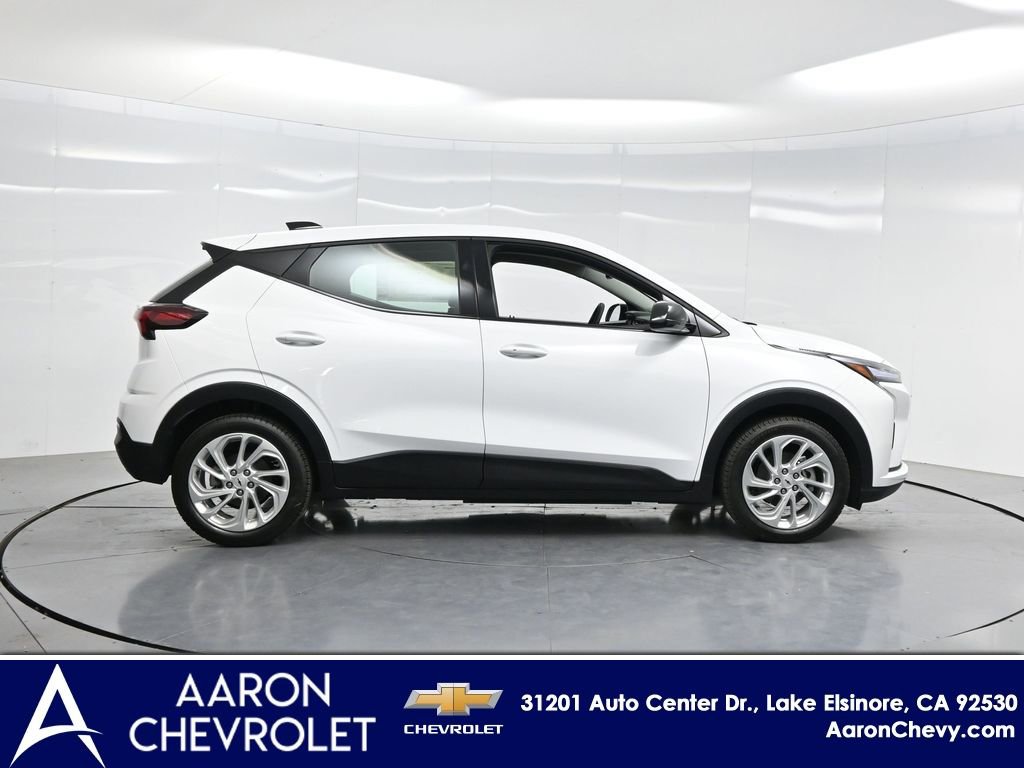 New 2027 Chevrolet Bolt LT w/ Comfort Package image 33