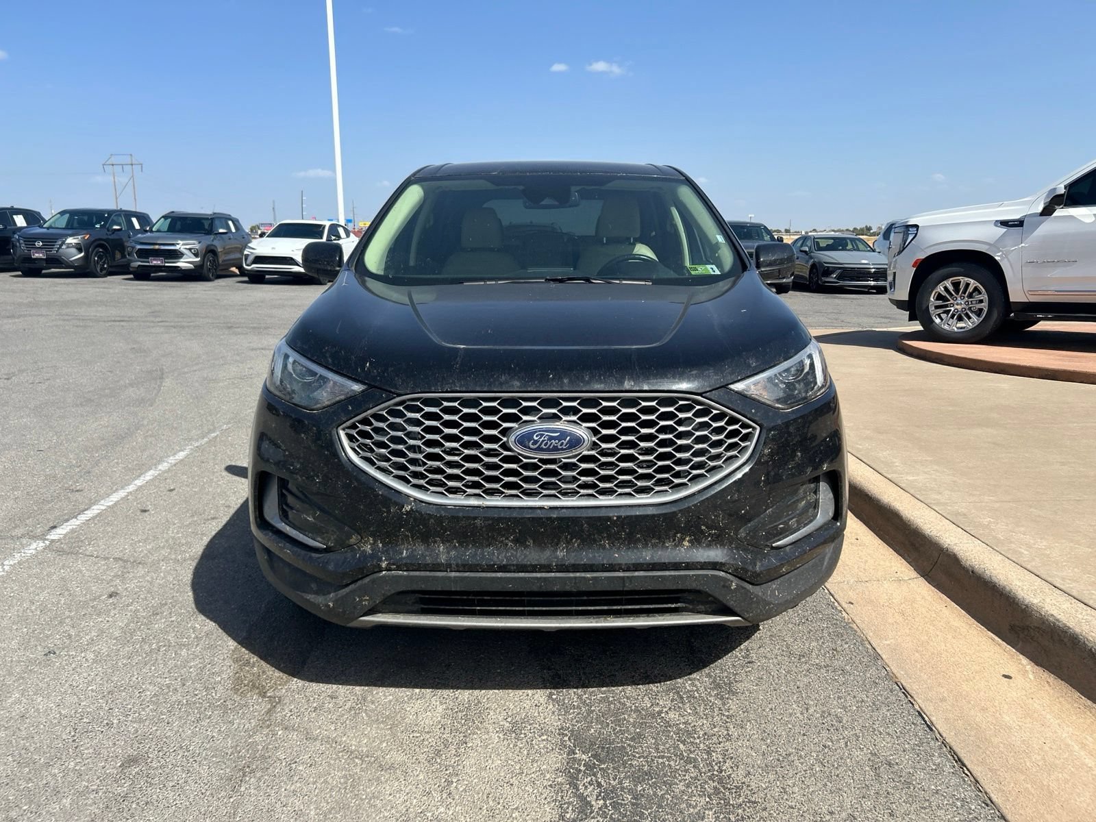 Used 2024 Ford Edge SEL AWD/4WD image 2