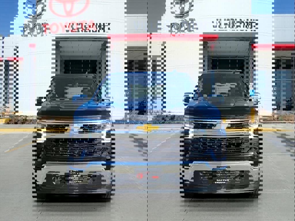 Used 2023 Chevrolet Silverado 1500 LT image 10