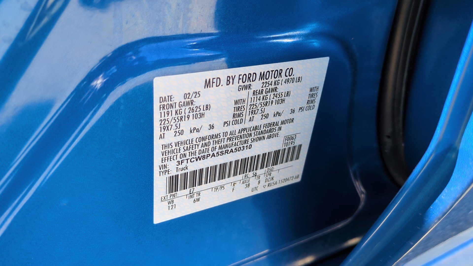 Used 2025 Ford Maverick Lobo AWD/4WD image 36