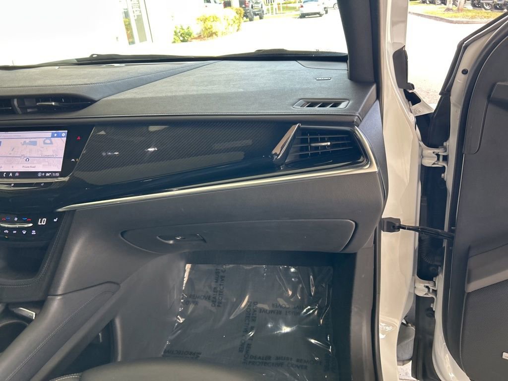 Used 2021 Cadillac XT6 Sport image 25