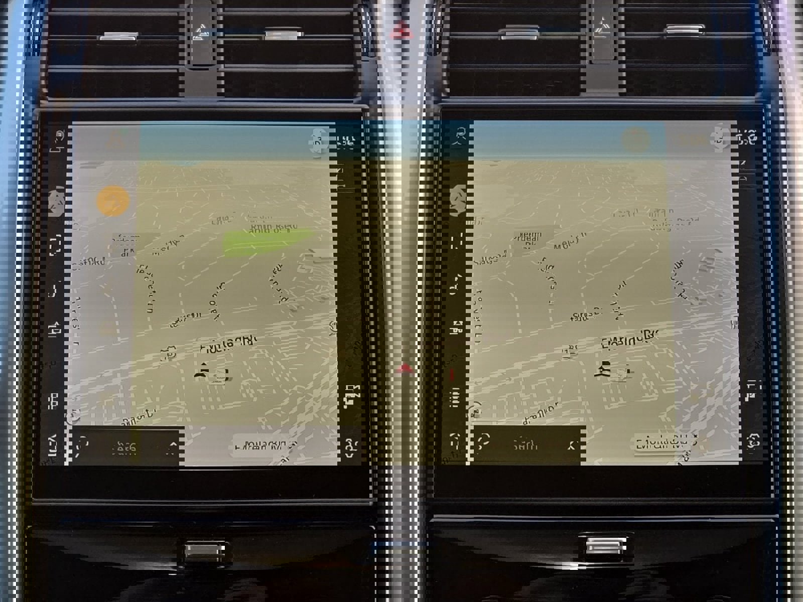 Certified 2024 Land Rover Discovery Dynamic SE image 18