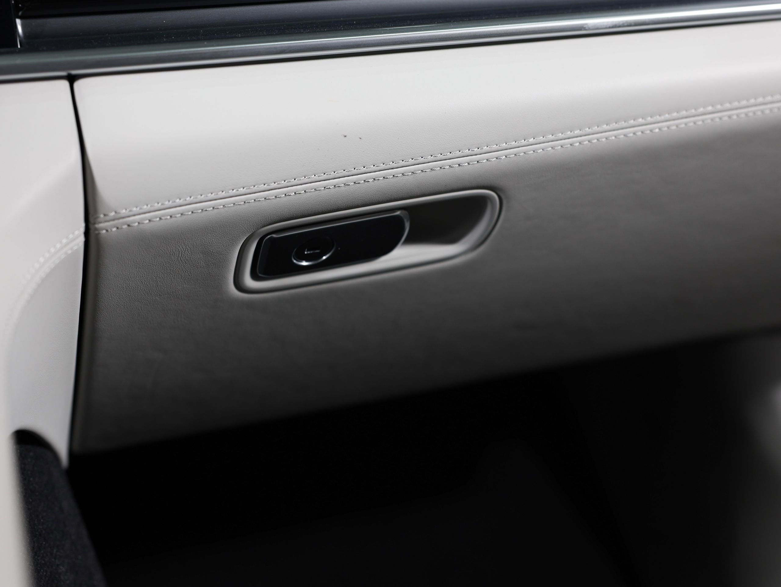 Used 2023 Porsche Panamera Turbo S image 43