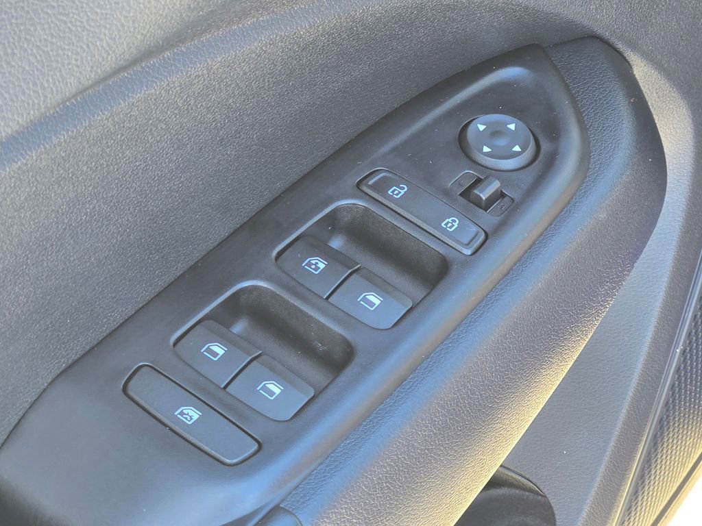 Certified 2023 Hyundai Venue Limited FWD image 27