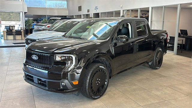 New 2026 Ford Maverick Lobo image 2