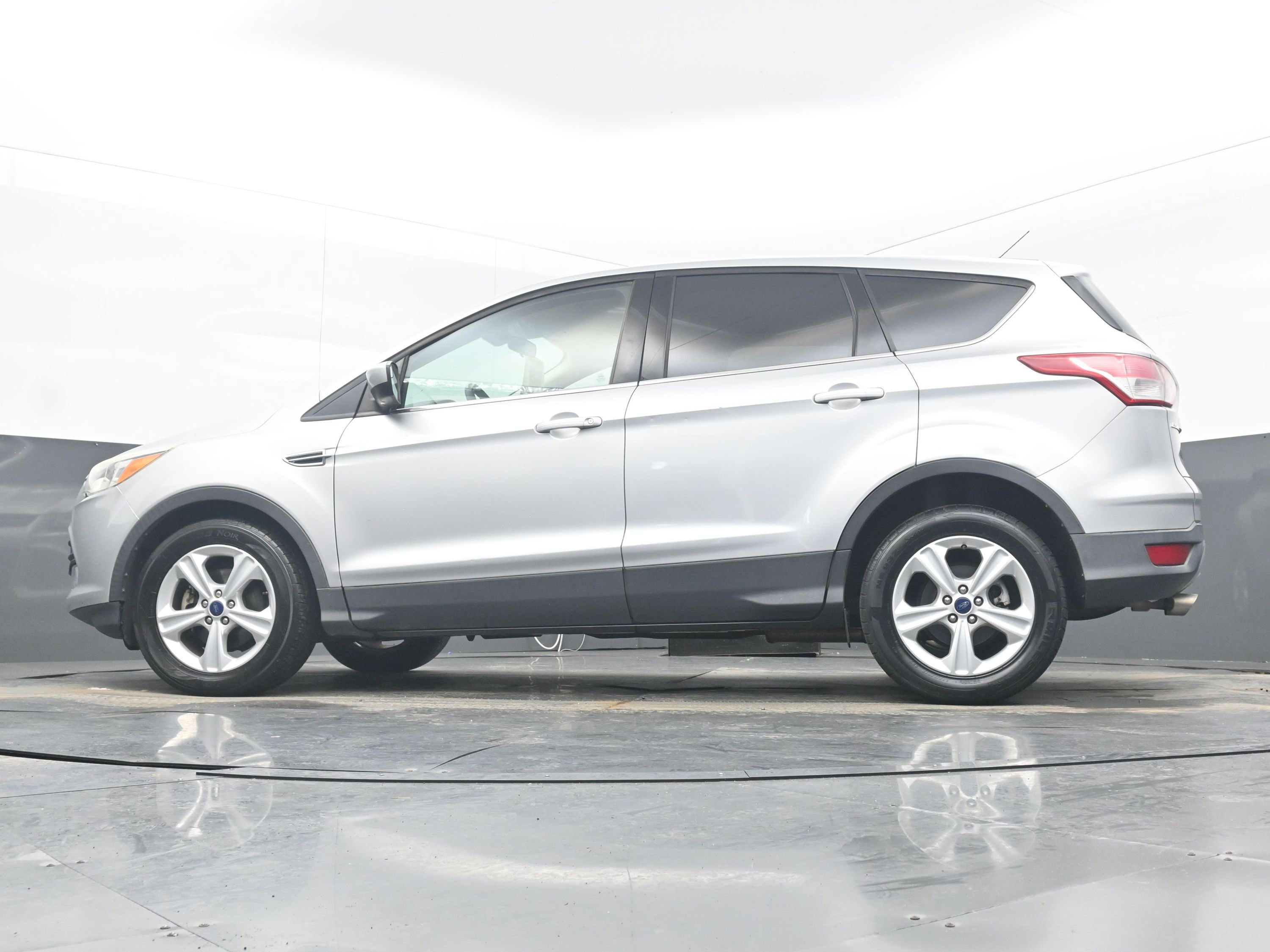 Used 2016 Ford Escape SE image 22