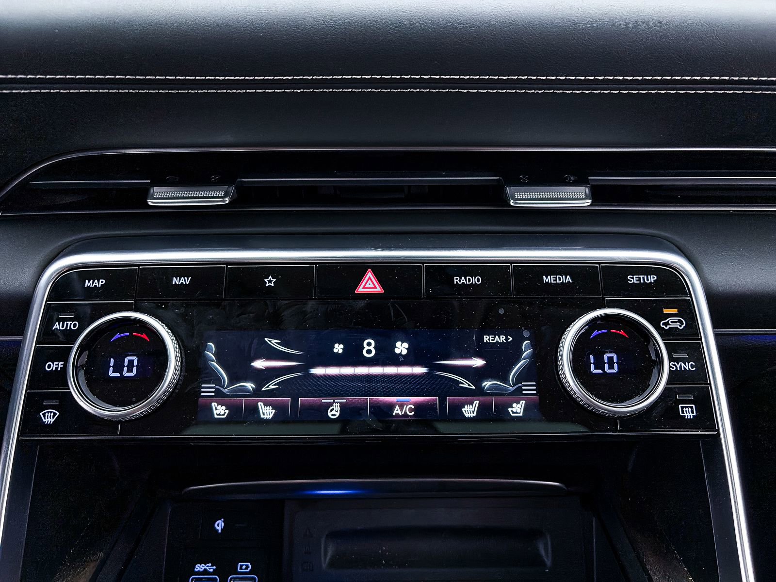 Used 2024 Genesis GV80 3.5T image 29