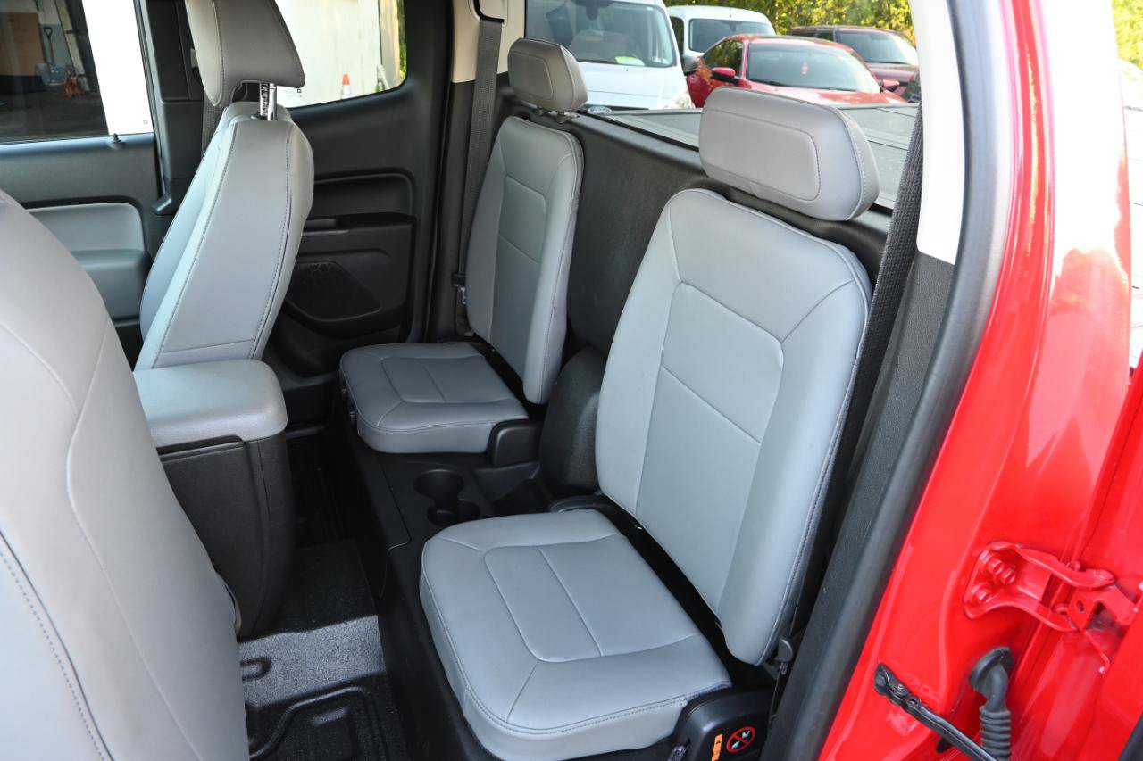 Used 2018 Chevrolet Colorado W/T w/ WT Convenience Package RWD image 22