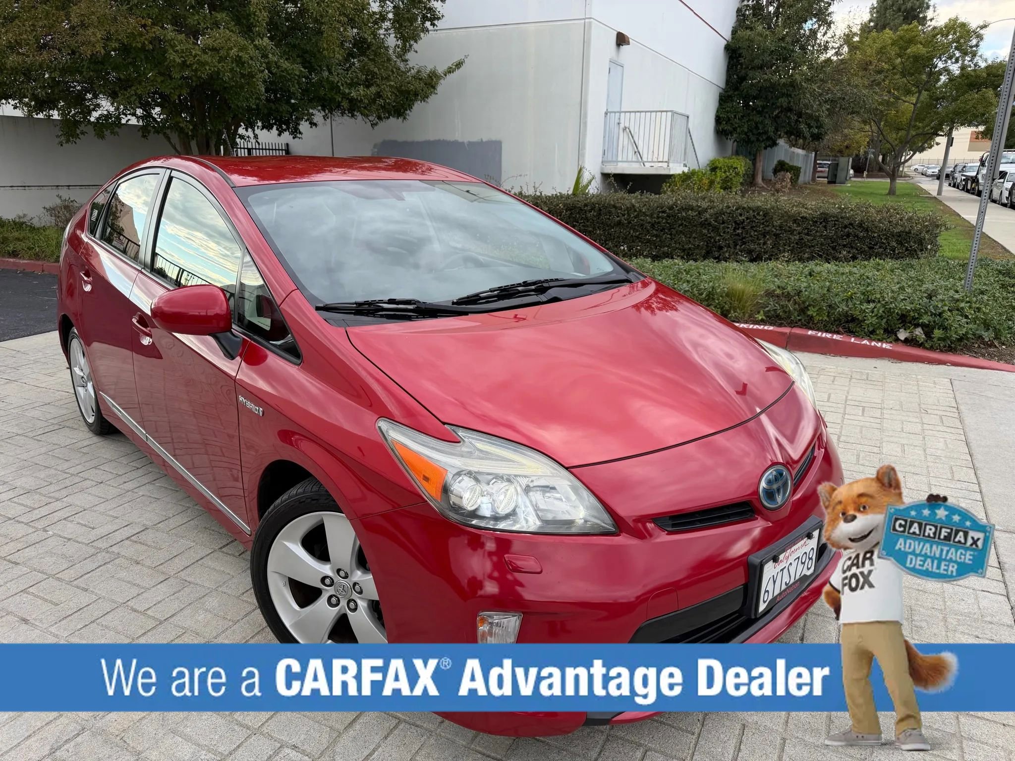 Used 2012 Toyota Prius Five w/ Advanced Technology Pkg image 4