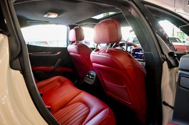 Used 2022 Maserati Ghibli Modena Q4 image 23