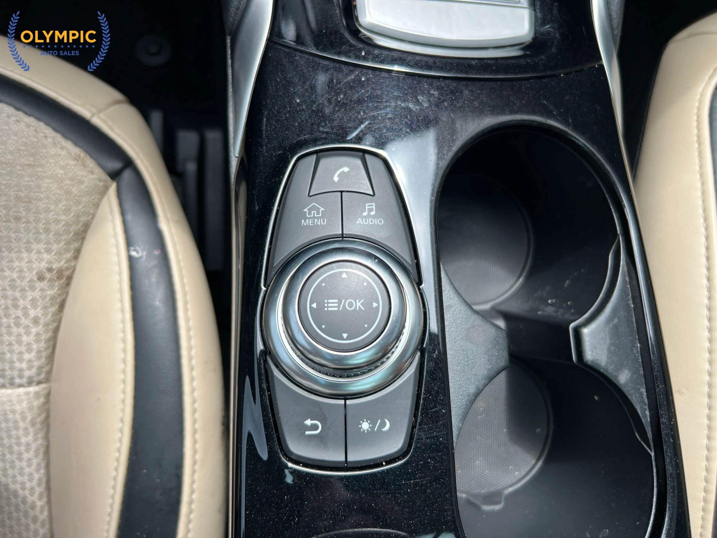 Used 2019 INFINITI QX30 image 34