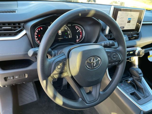 New 2025 Toyota RAV4 LE image 7