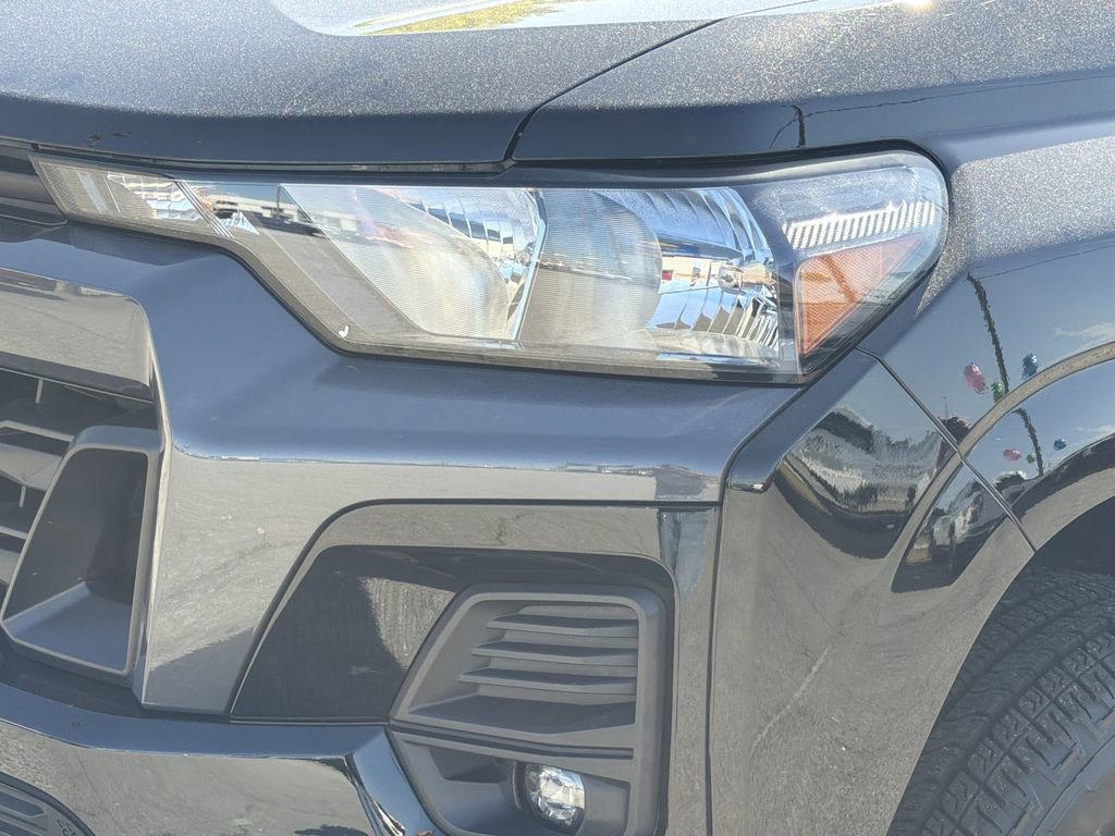 Used 2024 Chevrolet Colorado LT w/ LT Convenience Package image 27
