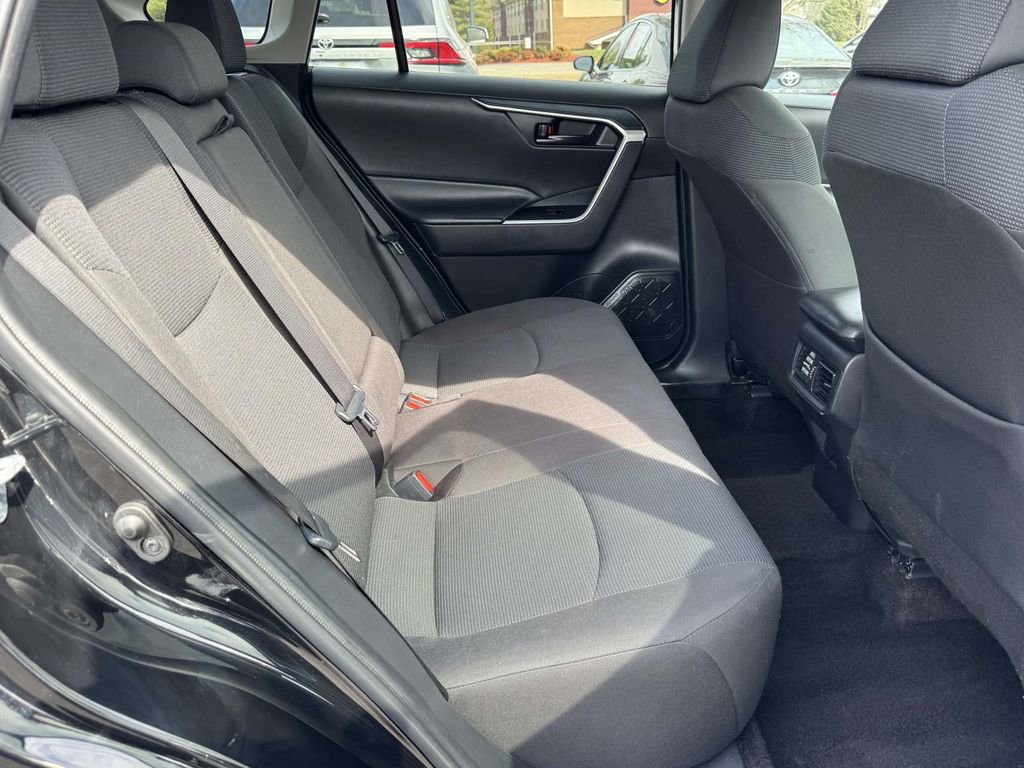 Used 2024 Toyota RAV4 LE image 14