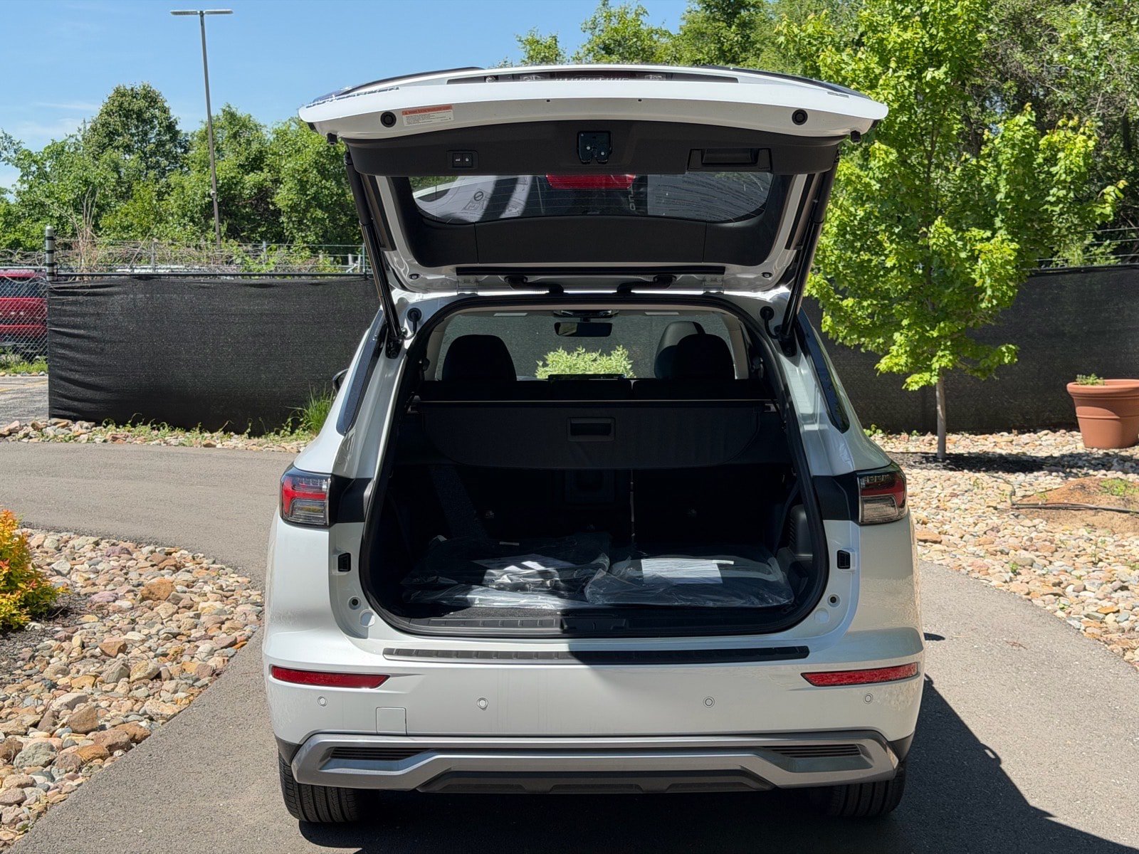 New 2026 Mitsubishi Outlander SE FWD image 15