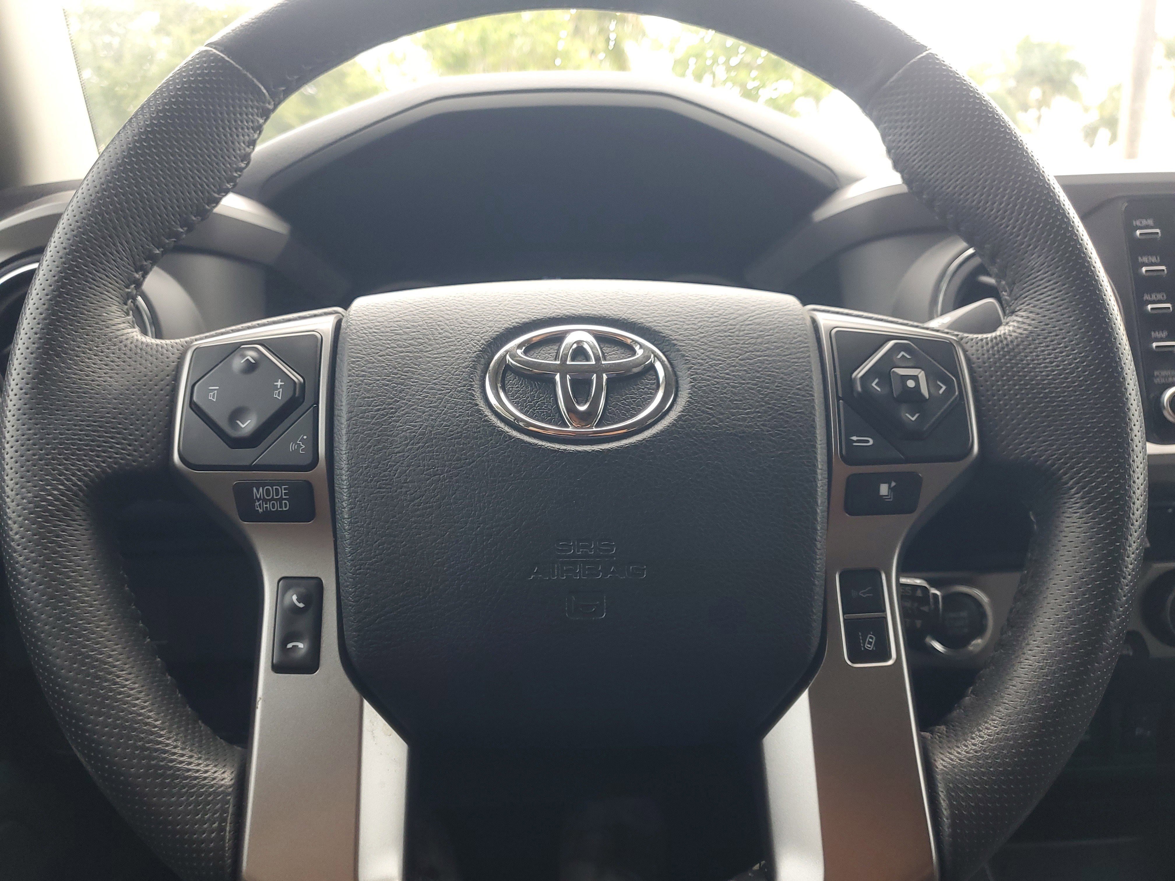 Used 2023 Toyota Tacoma SR5 RWD image 18