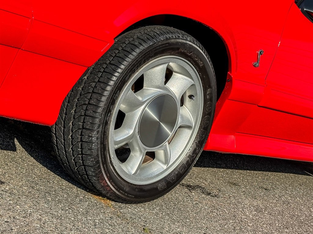 Used 1993 Ford Mustang Cobra image 18