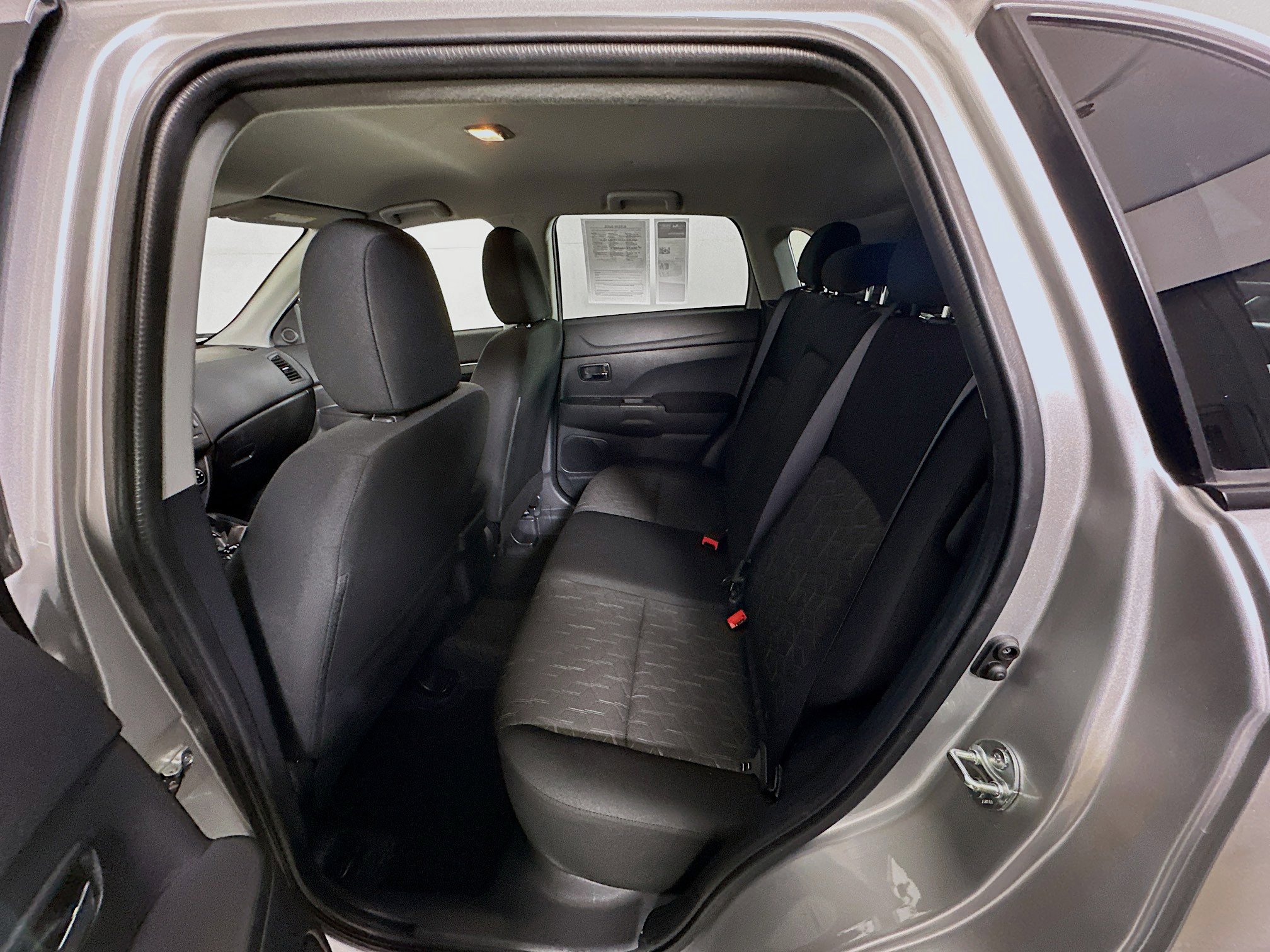 Used 2025 Mitsubishi Outlander Sport ES image 25