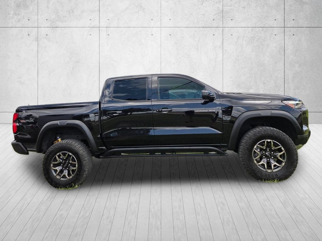 Used 2023 Chevrolet Colorado ZR2 w/ ZR2 Convenience Package III AWD/4WD image 6