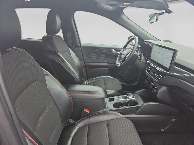 Used 2024 Ford Escape ST-Line w/ Tech Pack #1 AWD/4WD image 41