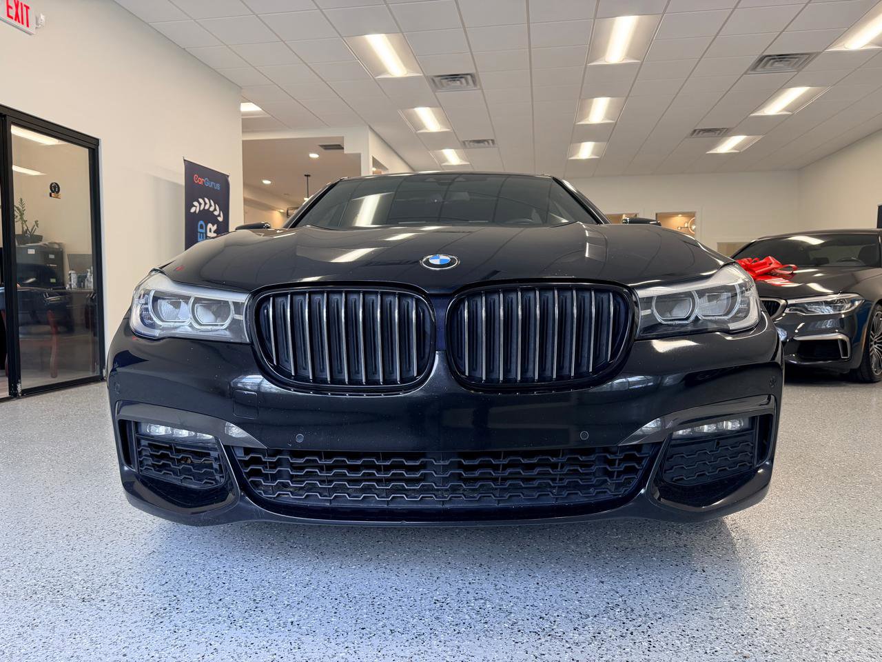 Used 2019 BMW 740i w/ M Sport Package RWD image 13