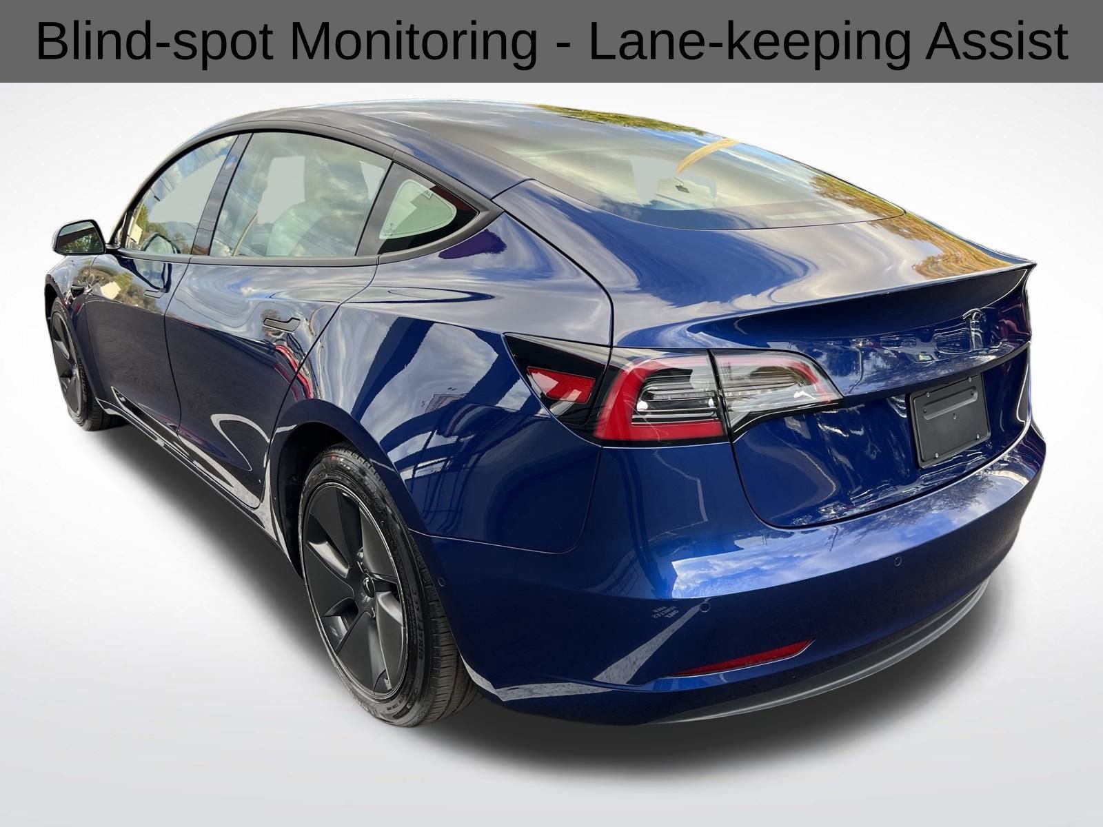 Used 2021 Tesla Model 3 Standard Range Plus image 8