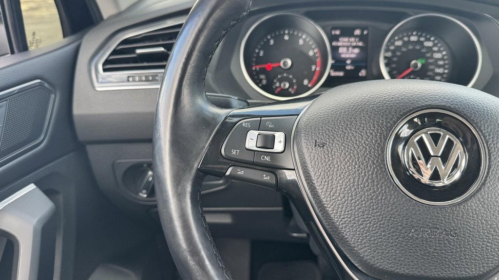Used 2018 Volkswagen Tiguan SE image 10