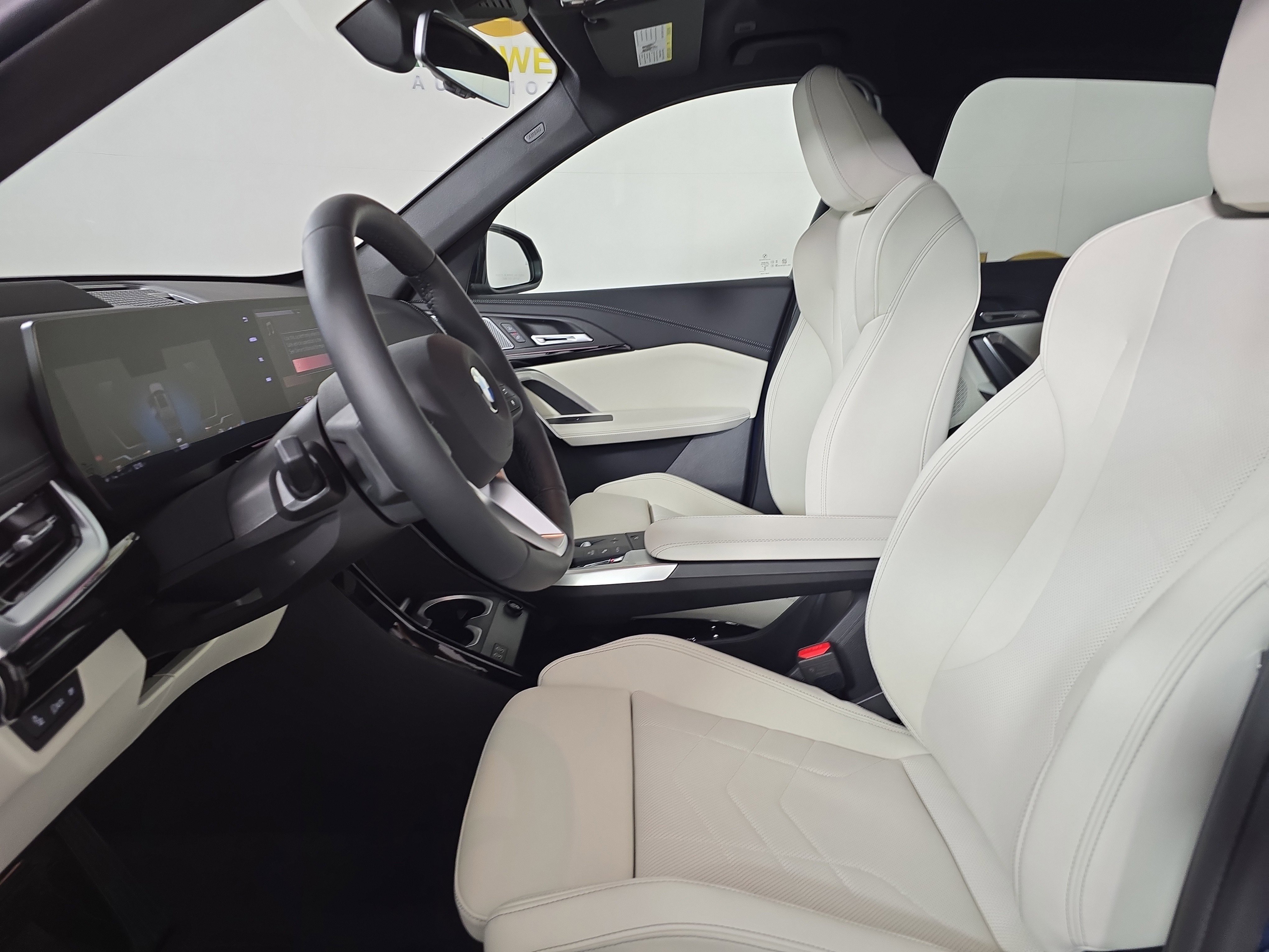 New 2026 BMW X1 xDrive28i w/ Technology Package image 9