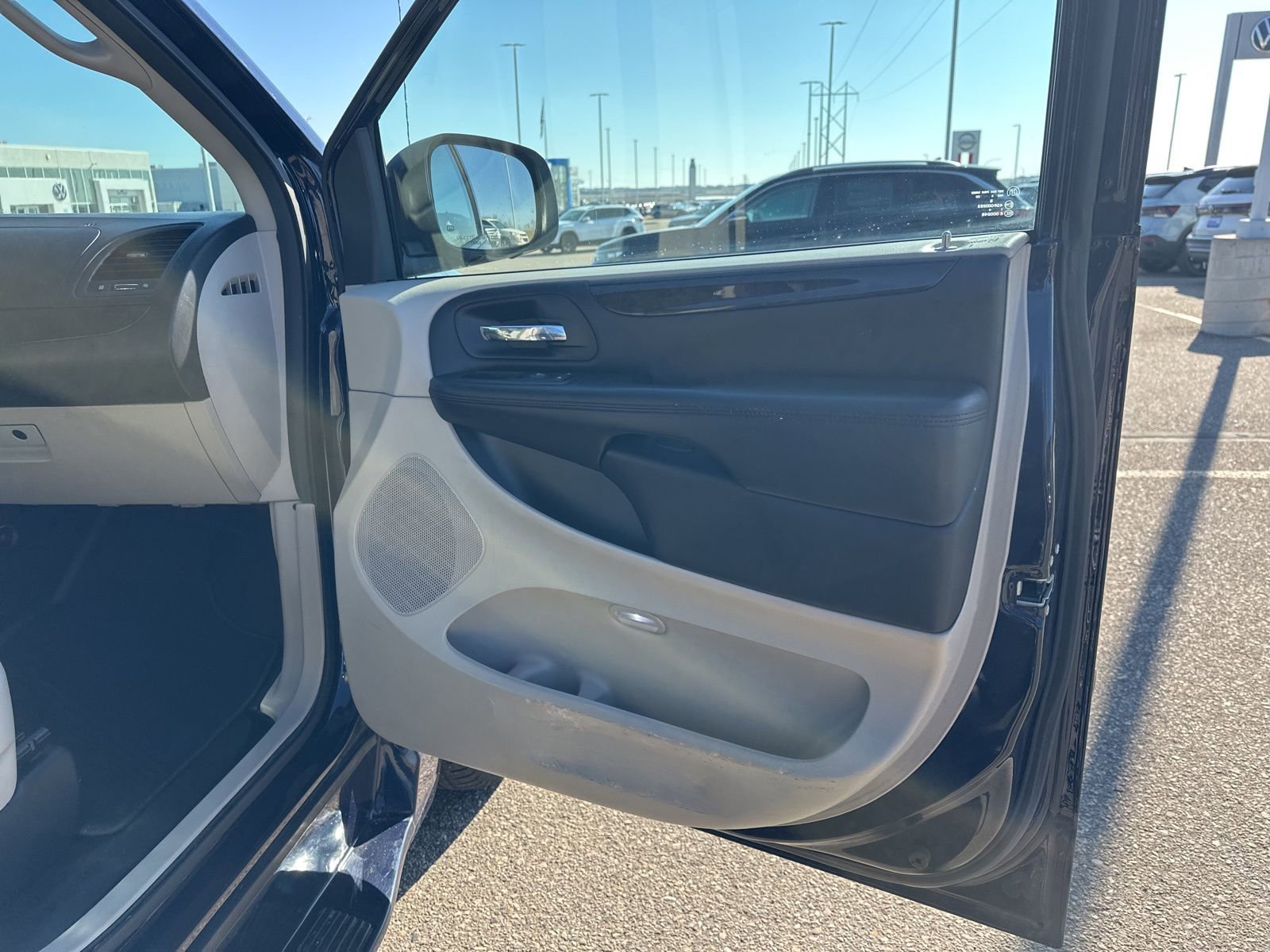 Used 2014 Dodge Grand Caravan SE w/ Quick Order Package 29E SE image 39